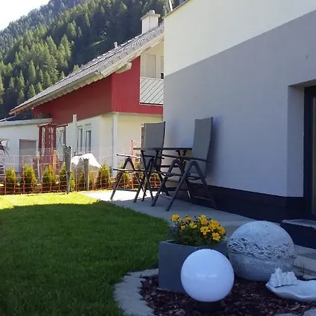 דירה Falkner Manuel *