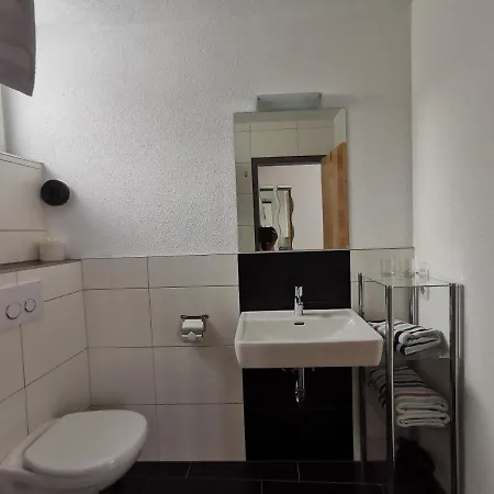 דירה Falkner Manuel נידרטאי