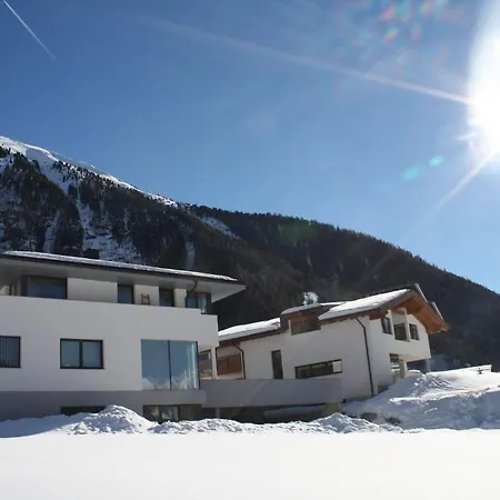 Falkner Manuel דירה נידרטאי